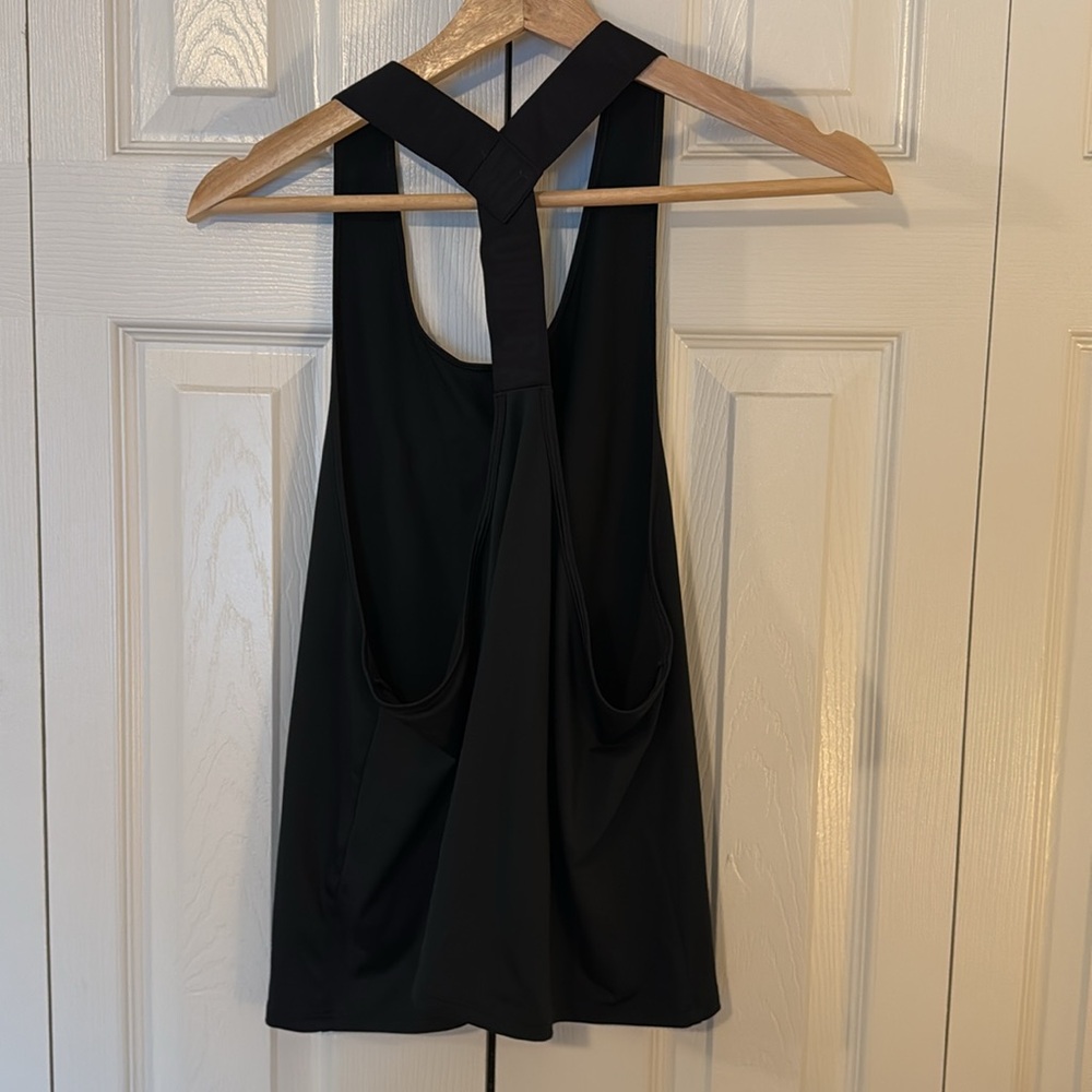 Under Armour Mana “The Rock” Bull loose fitting bungee strap workout tank. - Picture 3 of 4
